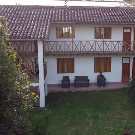Hostal Miramonti Урубамба Екстериор снимка