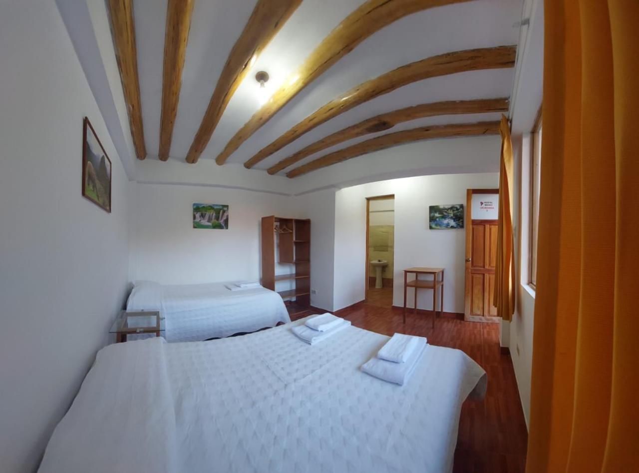 Hostal Miramonti Урубамба Екстериор снимка