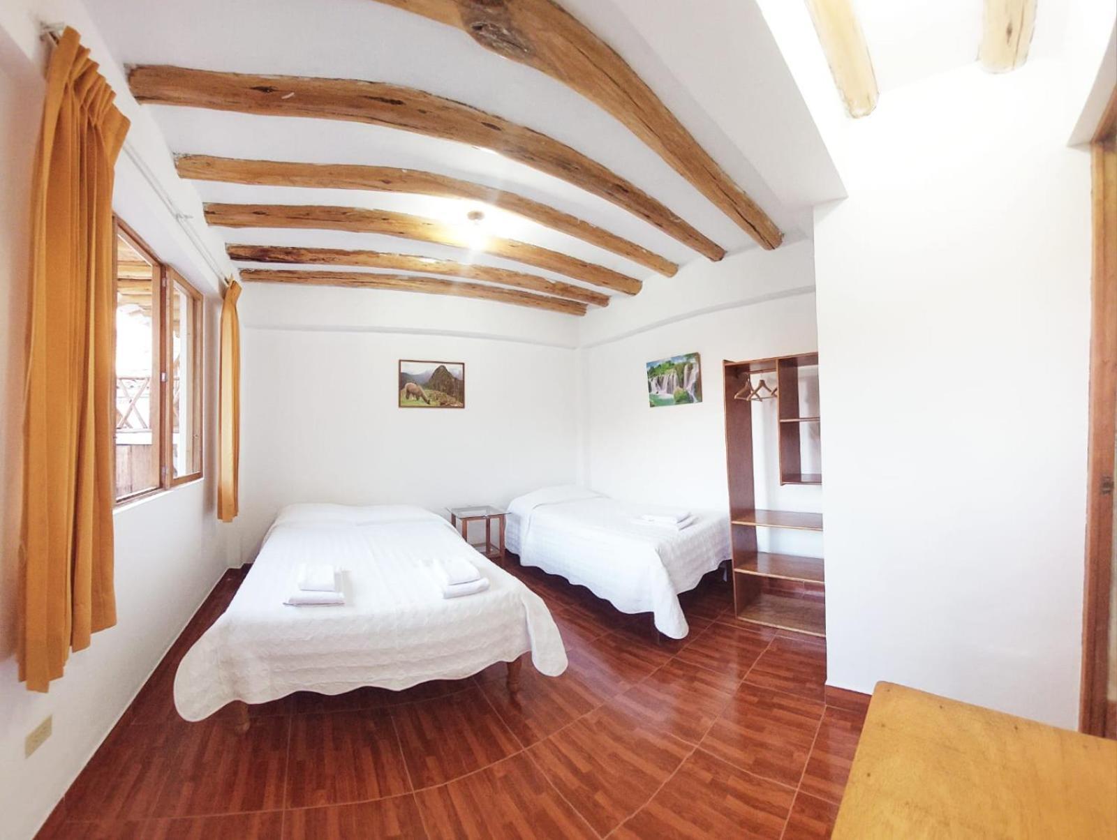 Hostal Miramonti Урубамба Екстериор снимка