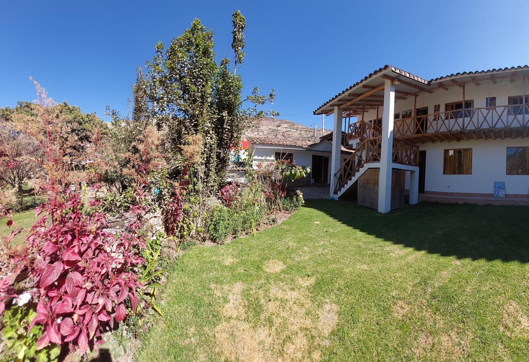 Hostal Miramonti Урубамба Екстериор снимка