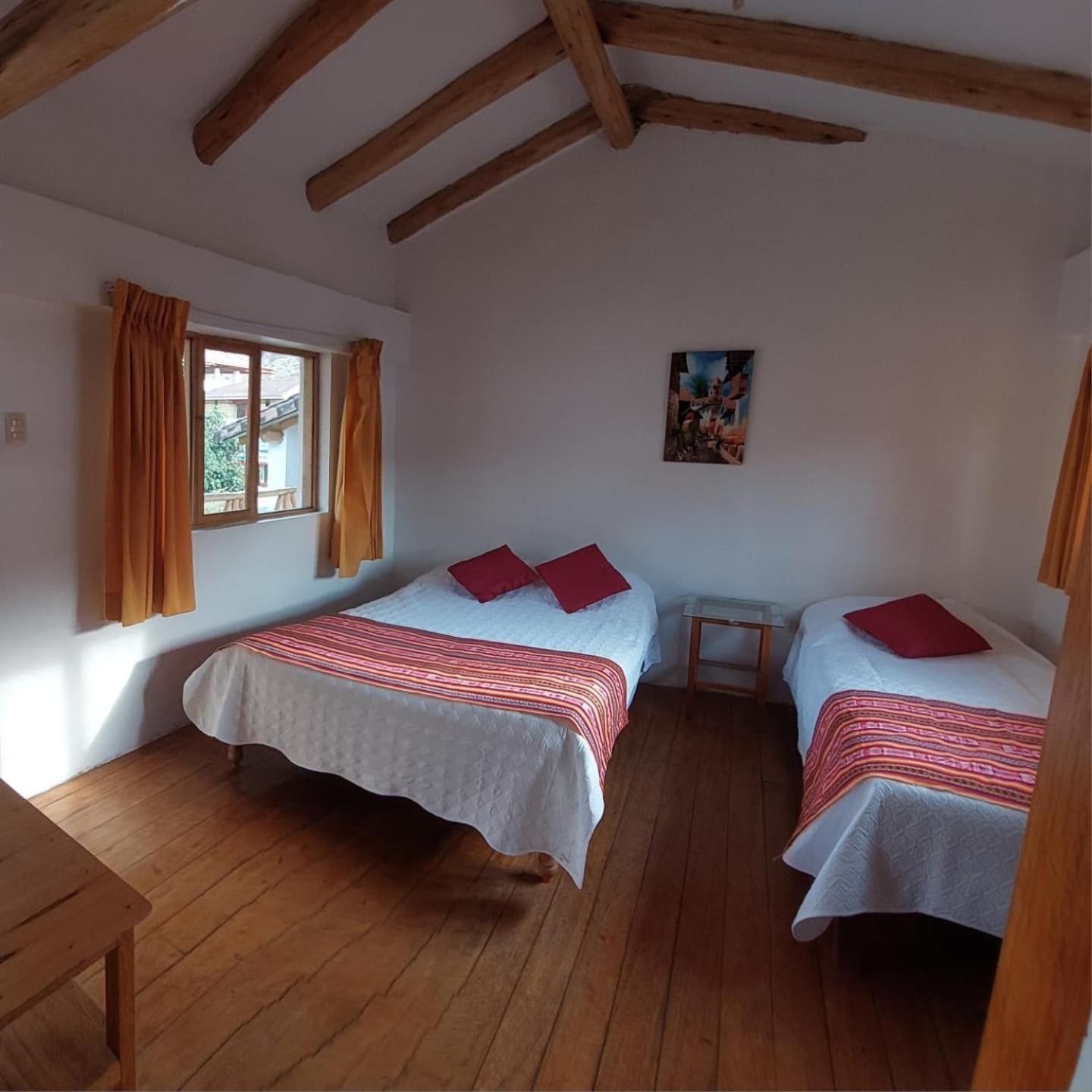 Hostal Miramonti Урубамба Екстериор снимка