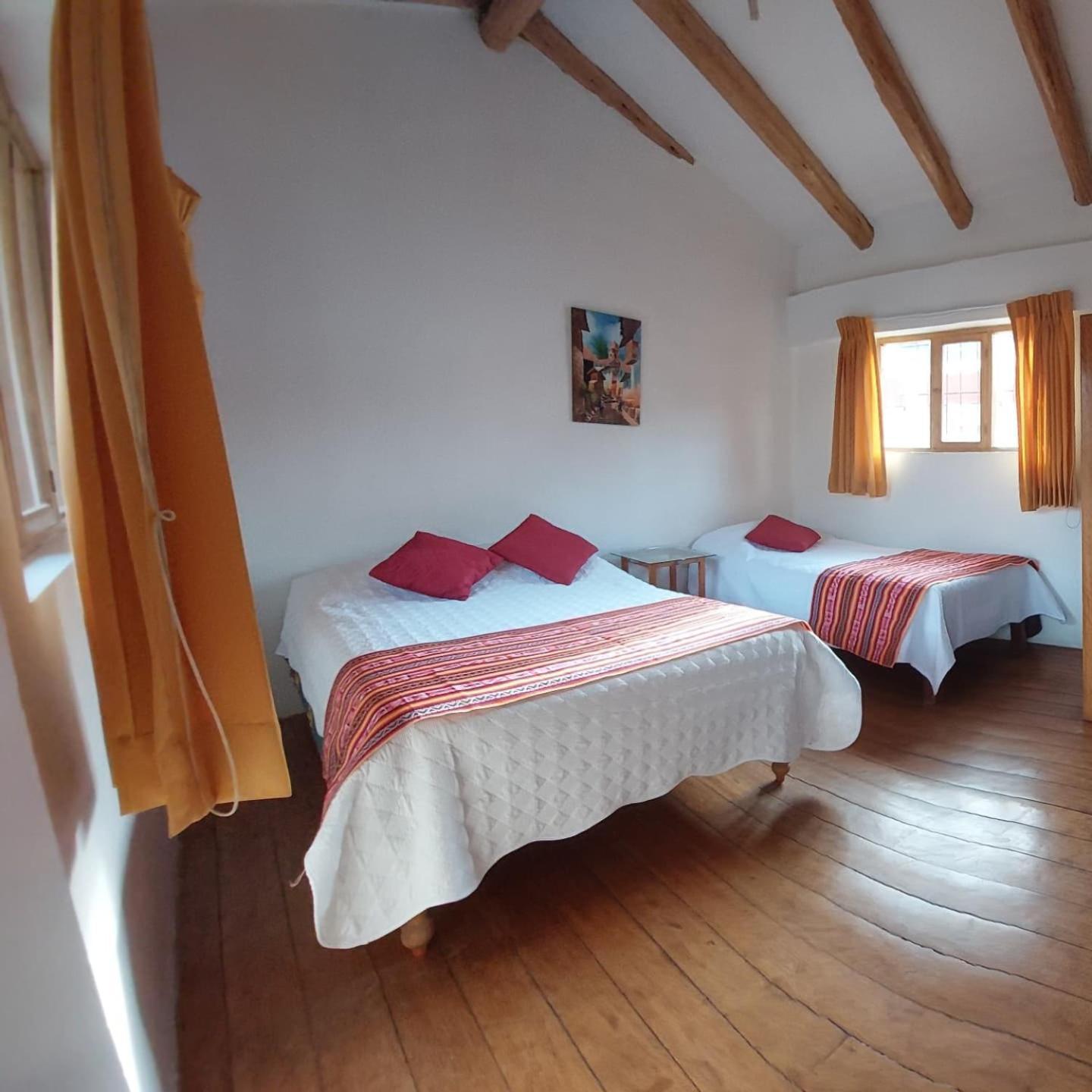 Hostal Miramonti Урубамба Екстериор снимка
