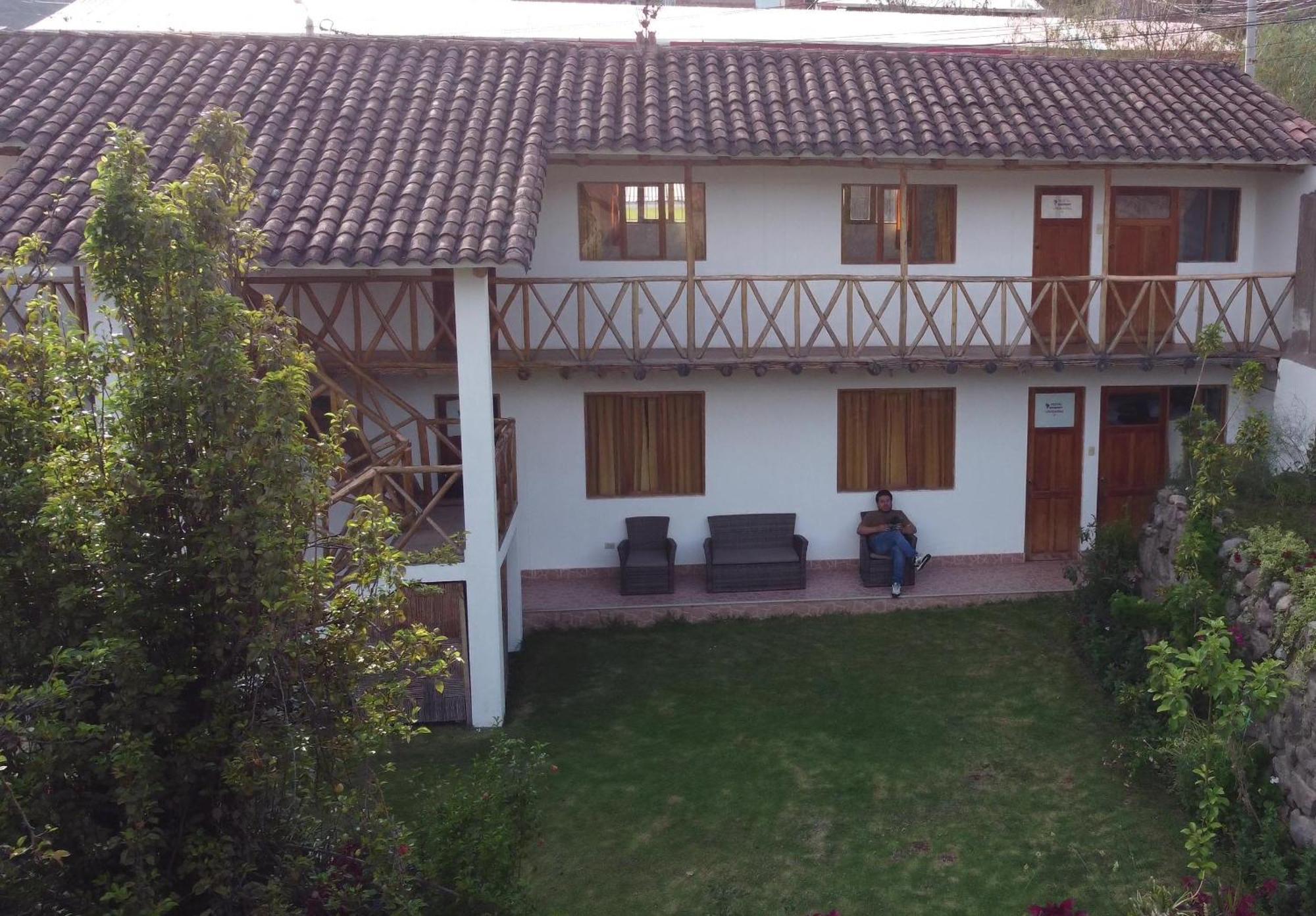 Hostal Miramonti Урубамба Екстериор снимка