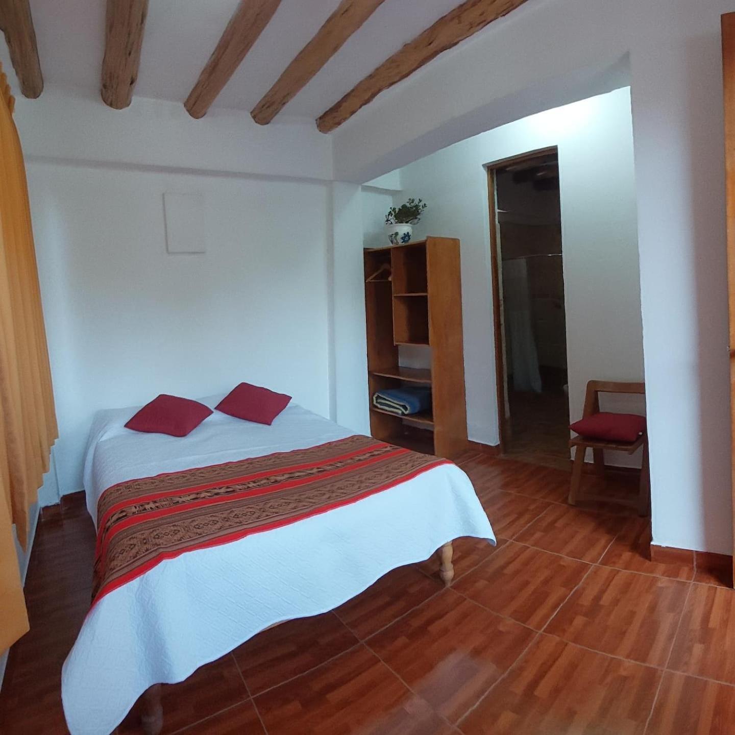 Hostal Miramonti Урубамба Екстериор снимка